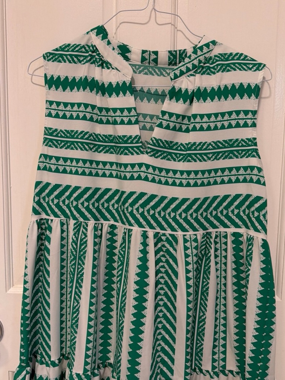 Source Unknown Green and White Asymmetrical Sleeveless Dress